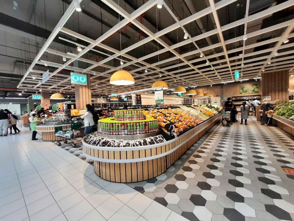 Lulu Hypermarket, Abu Sidra Mall Fruit Aisle