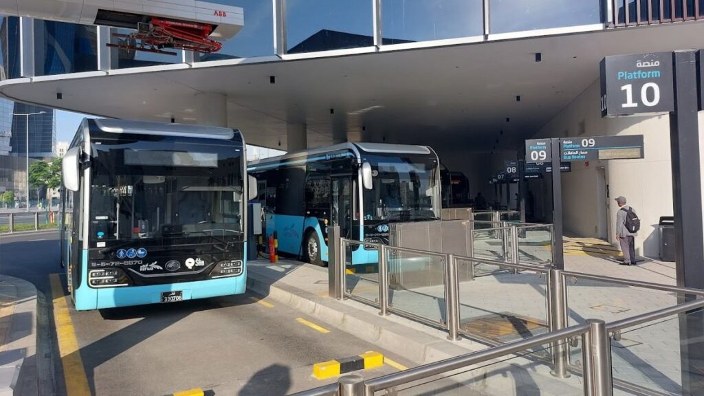 Qatar Mowasalat Bus T605