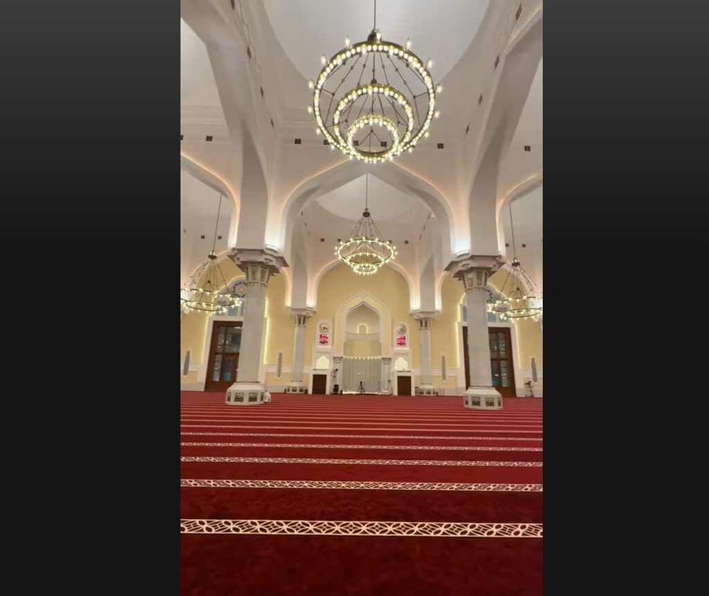 Imam Muhammad Ibn Abd Al Wahhab Mosque Interior
